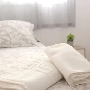 apartamento-elena-slo-familias-y-parejas.es-andalucia.com/